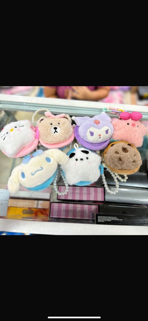 LLAVEROS MONEDEROS PELUCHES