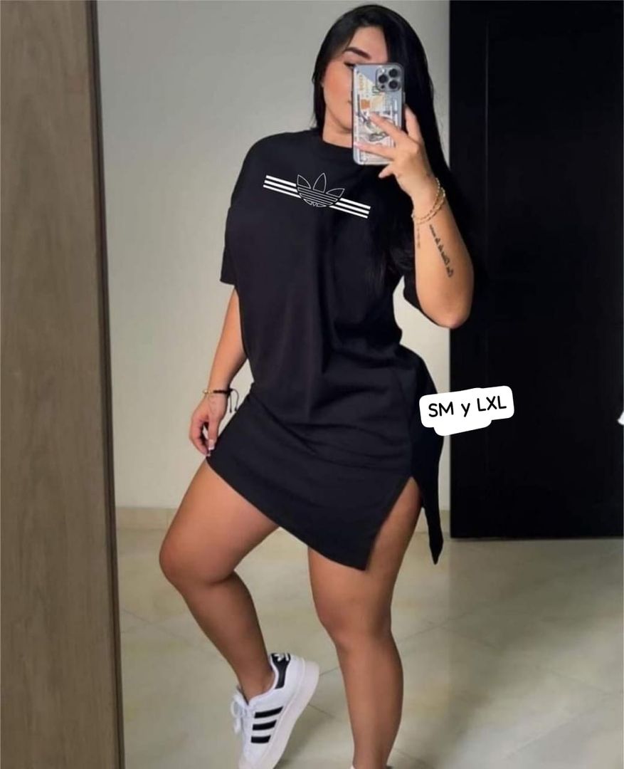 VESTIDO CON ABERTURA 