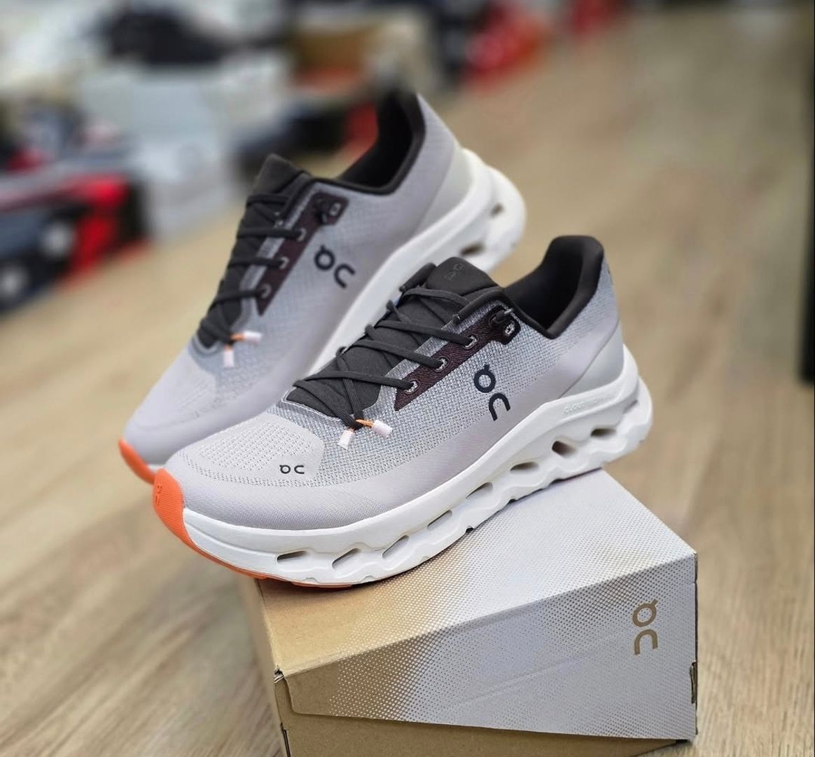 Cloud Tilt Grey White orange 