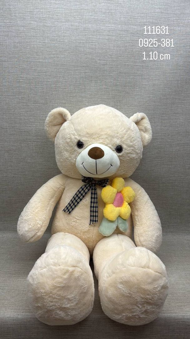 OSO PATAS LARGAS CON FLOR Y CINTA 1.10 CM