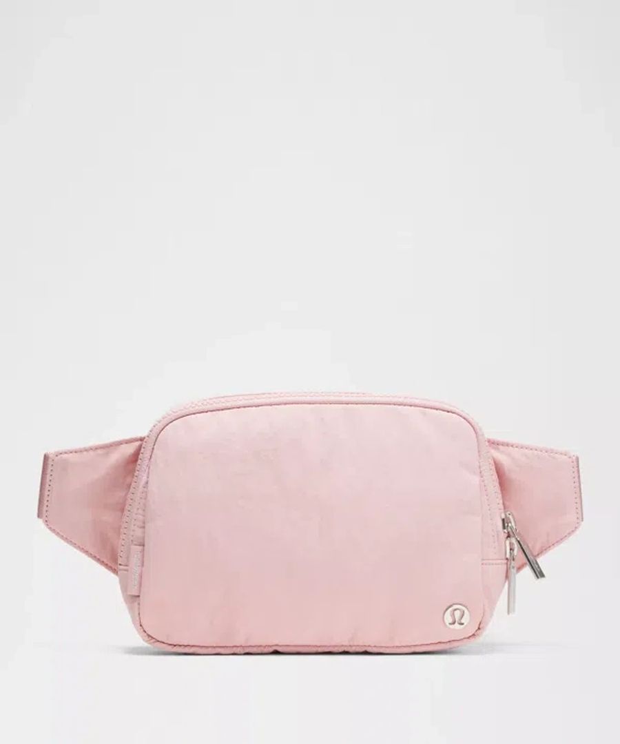 Everywhere Belt Bag 2L