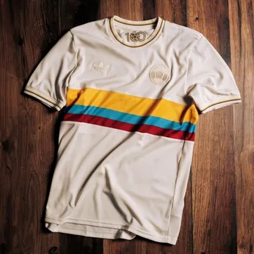 Camiseta Edición Especial  - imagen 2