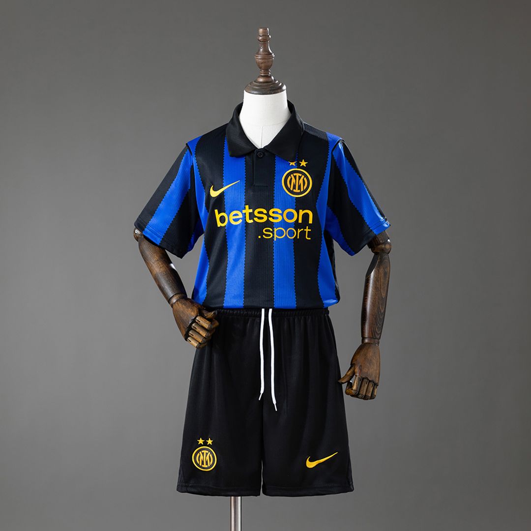 Inter Milan 2026-27 Niño Fan