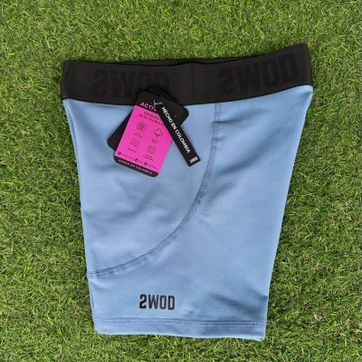 SHORT CLASICO UTF PRO AZUL HIELO - imagen 1