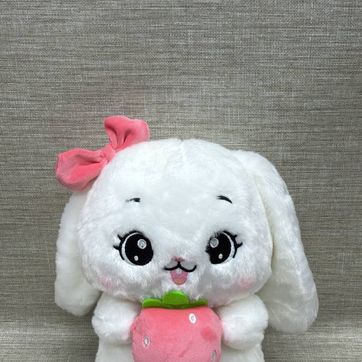 Imagen del producto CONEJA CON FRESA Y MOÑO 28 CM
