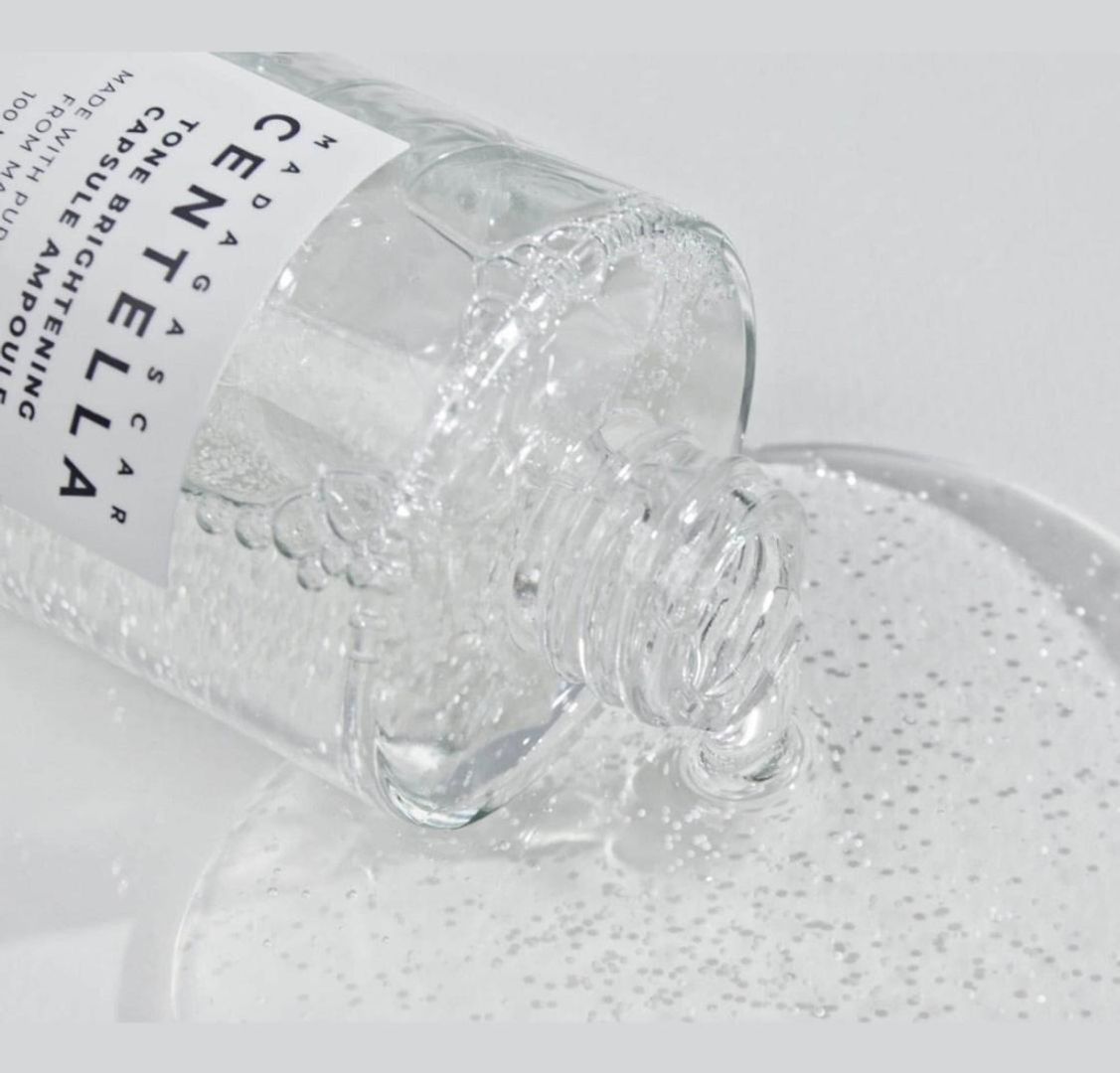 Suero Madagascar Centella Tone Brightening Capsule Ampoule*. 