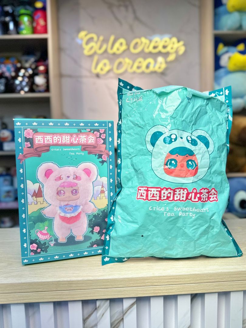 MUÑECA NOMMI COLECCIONABLES