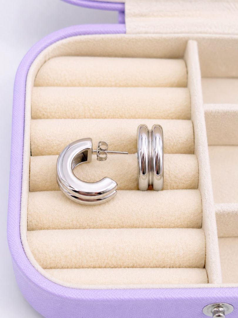 Aretes media Luna Plateados Lisa 2 lineas