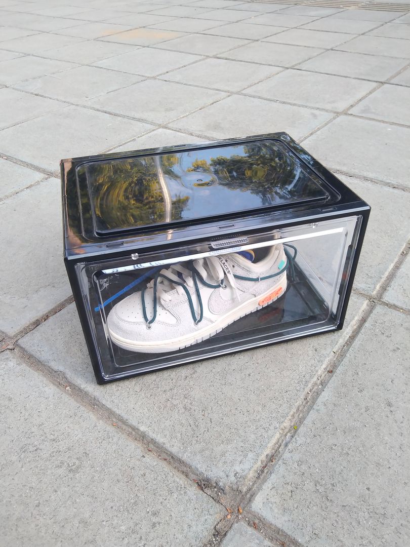 CAJAS EN ACRÍLICO PARA GUARDAR ZAPATILLAS