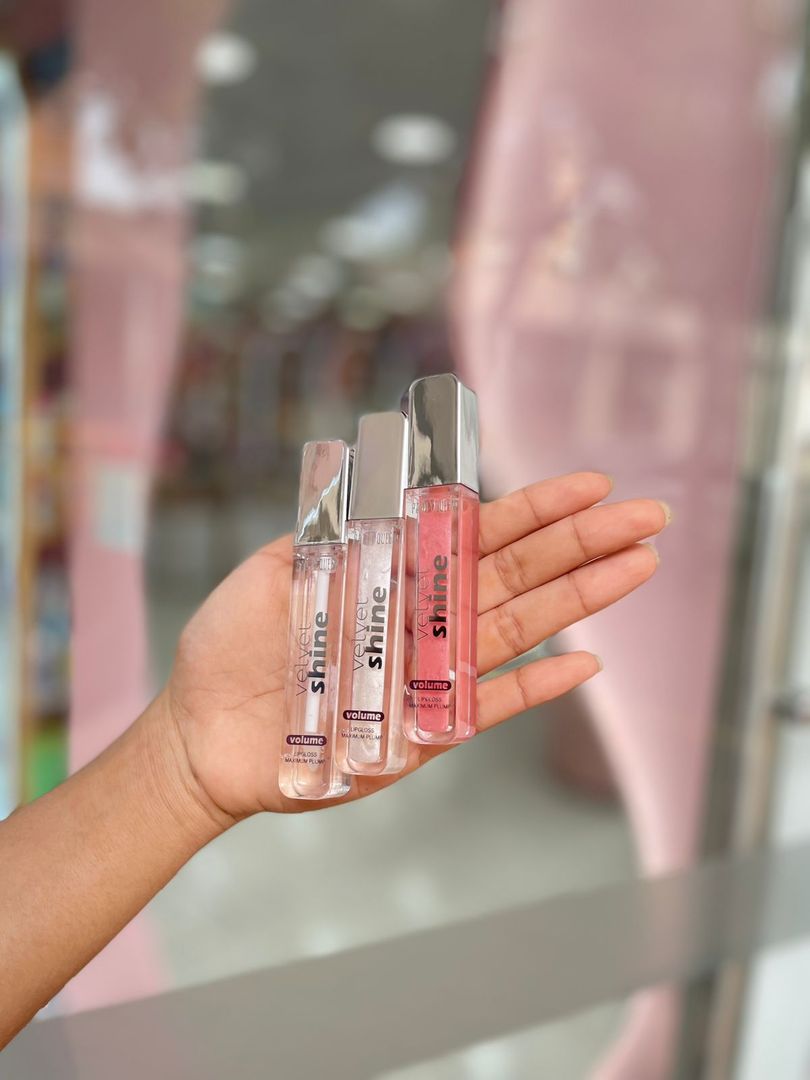 LIP GLOSS VELVET VOLUMINIZADOR PARTY QUEEN 