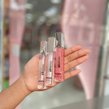 LIP GLOSS VELVET VOLUMINIZADOR PARTY QUEEN  - imagen 1