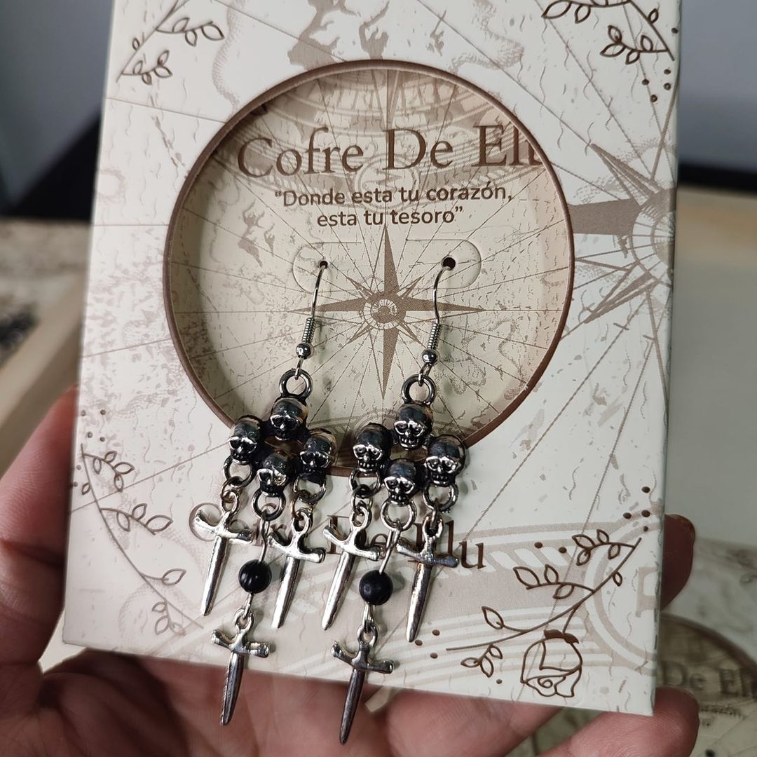 ARETES CALACA CRUZ