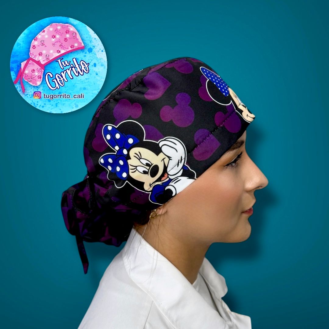 Minnie corazones morado