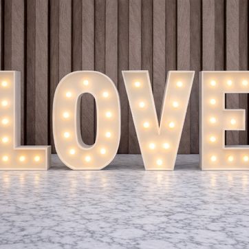 Imagen del producto Cartón pluma - Foam Board 1 metro luz cálida. Incluye bombillos. Funciona con 3 pilas AAA.