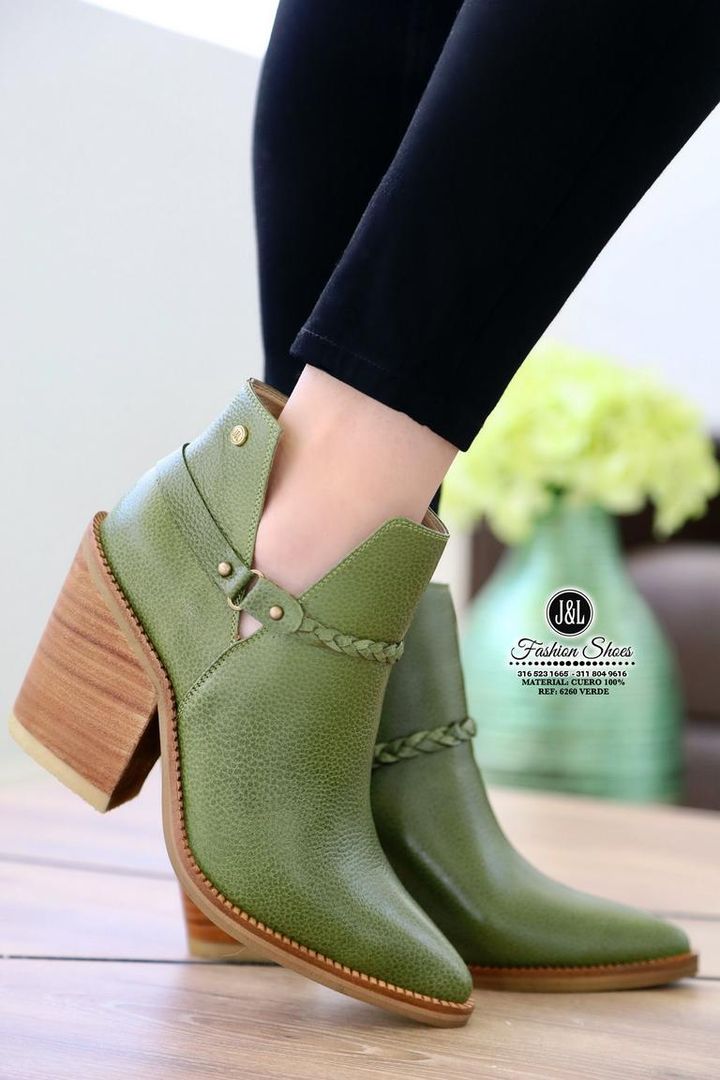 BOTINES