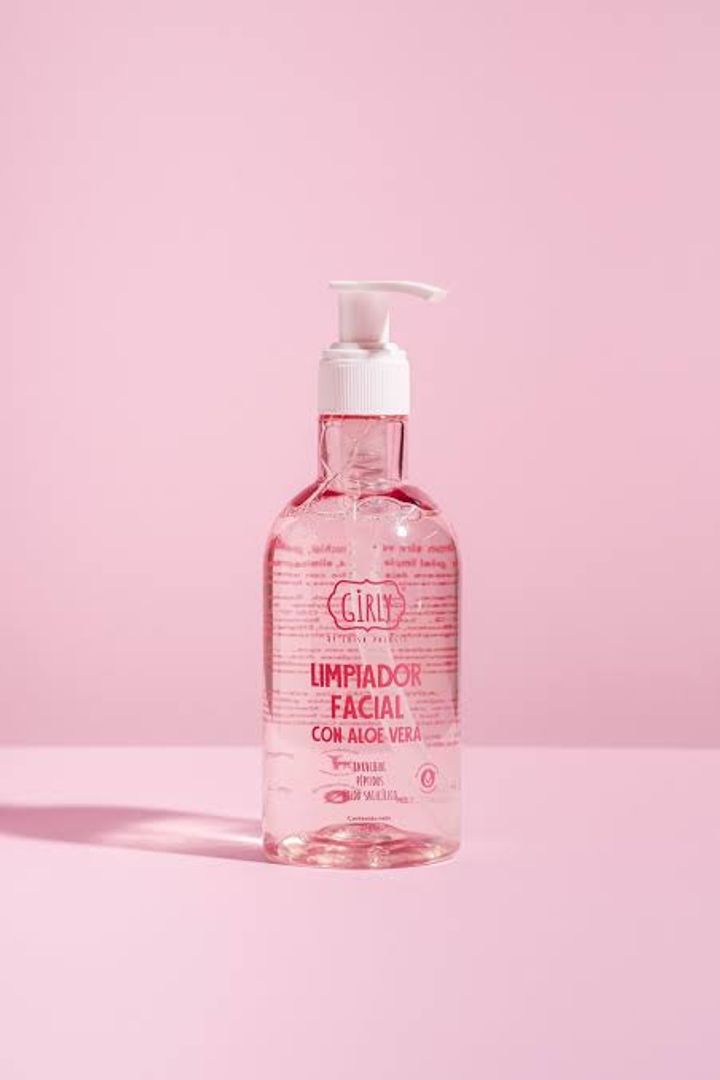 LIMPIADOR FACIAL CON ALOE VERA 230ML GIRLY