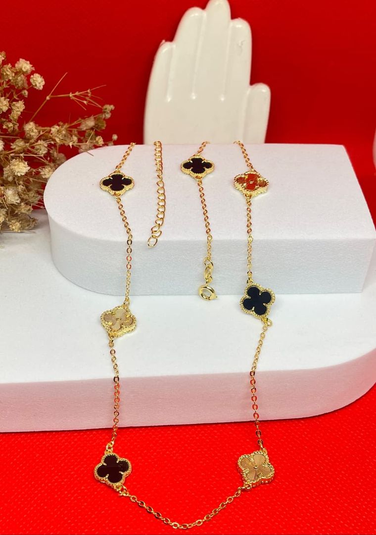 Cadena van cleef x7 diamantada y  negro de 47cm