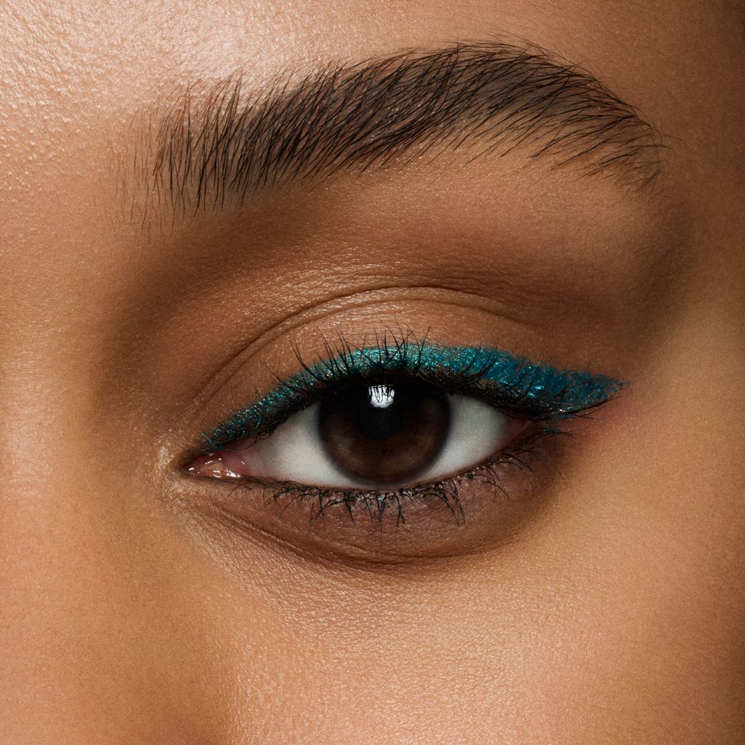 KAJAL EXCESS PENCIL LINER - PEACOCK