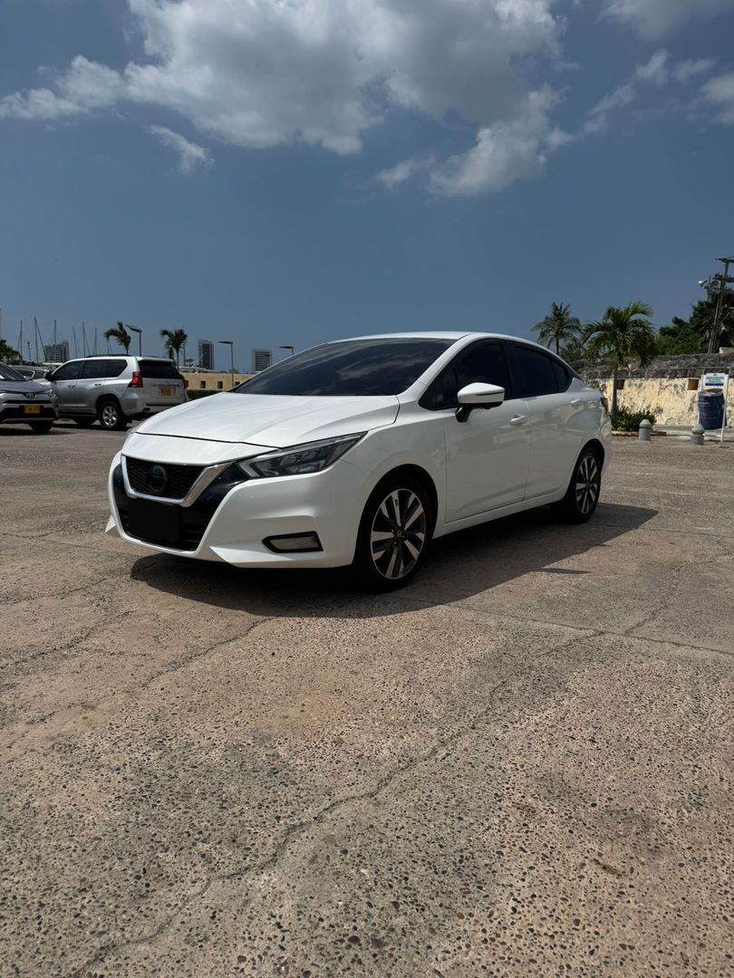 NISSAN VERSA EXCLUSIVE AUT 2021