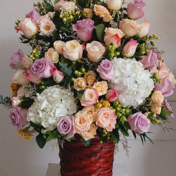 Imagen del producto canasta con rosas