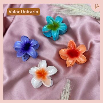 Imagen del producto Caimán Cayena Doble Color 6 cm