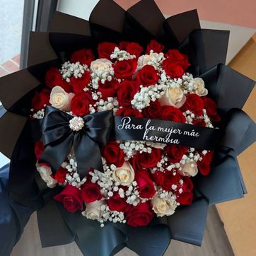 Imagen del producto Nuevo diseño x50 rosas 