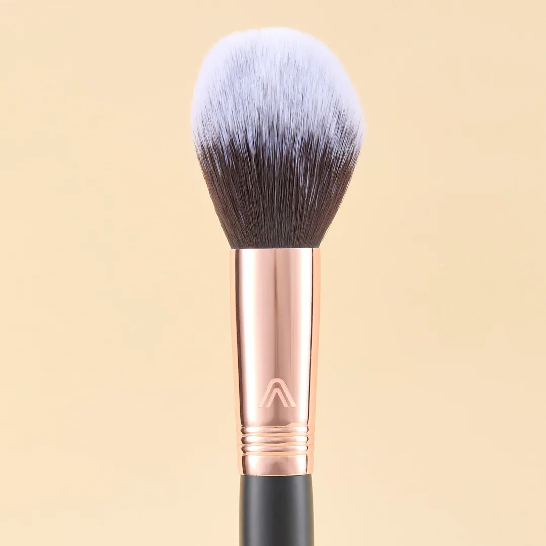 BROCHA POLVO MEDIANA EE02 BLACK GOLD ATENEA