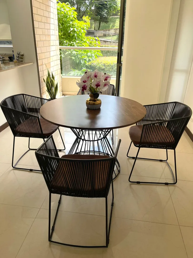 COMEDOR 4 PUESTOS EN PINO