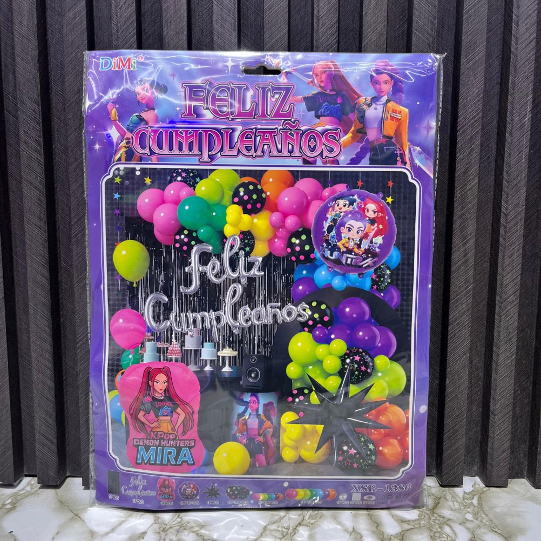 ARCO DE GLOBOS KPOP