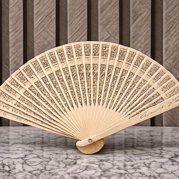 Imagen del producto ABANICO EN MADERA 18 CM X 12 UNIDADES 