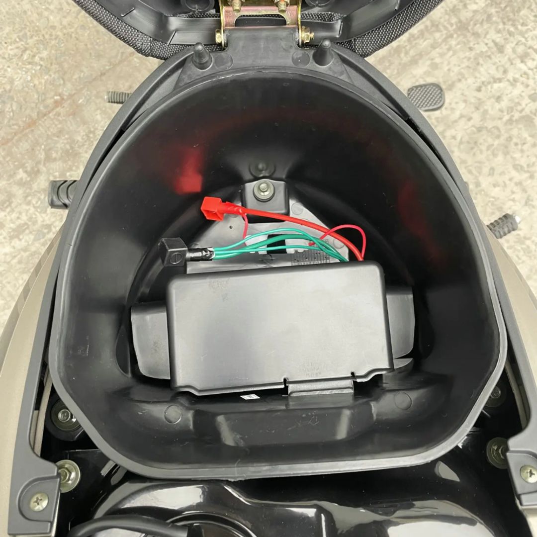 MOTO MOPED FS125 CBS NEGRA