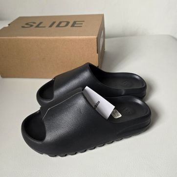 Imagen del producto Yezzy Slide Black