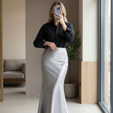 Imagen del producto FALDA SATIN PLATA XS Y S