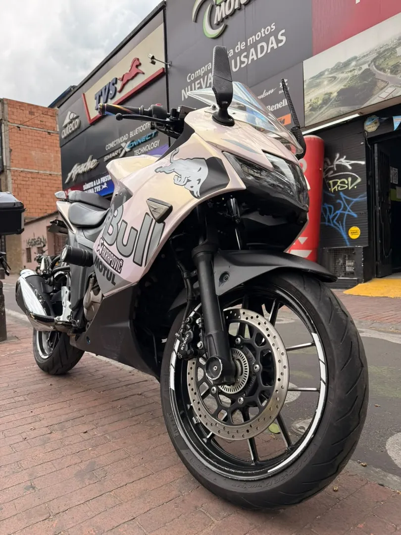 GIXXER 250 SF 