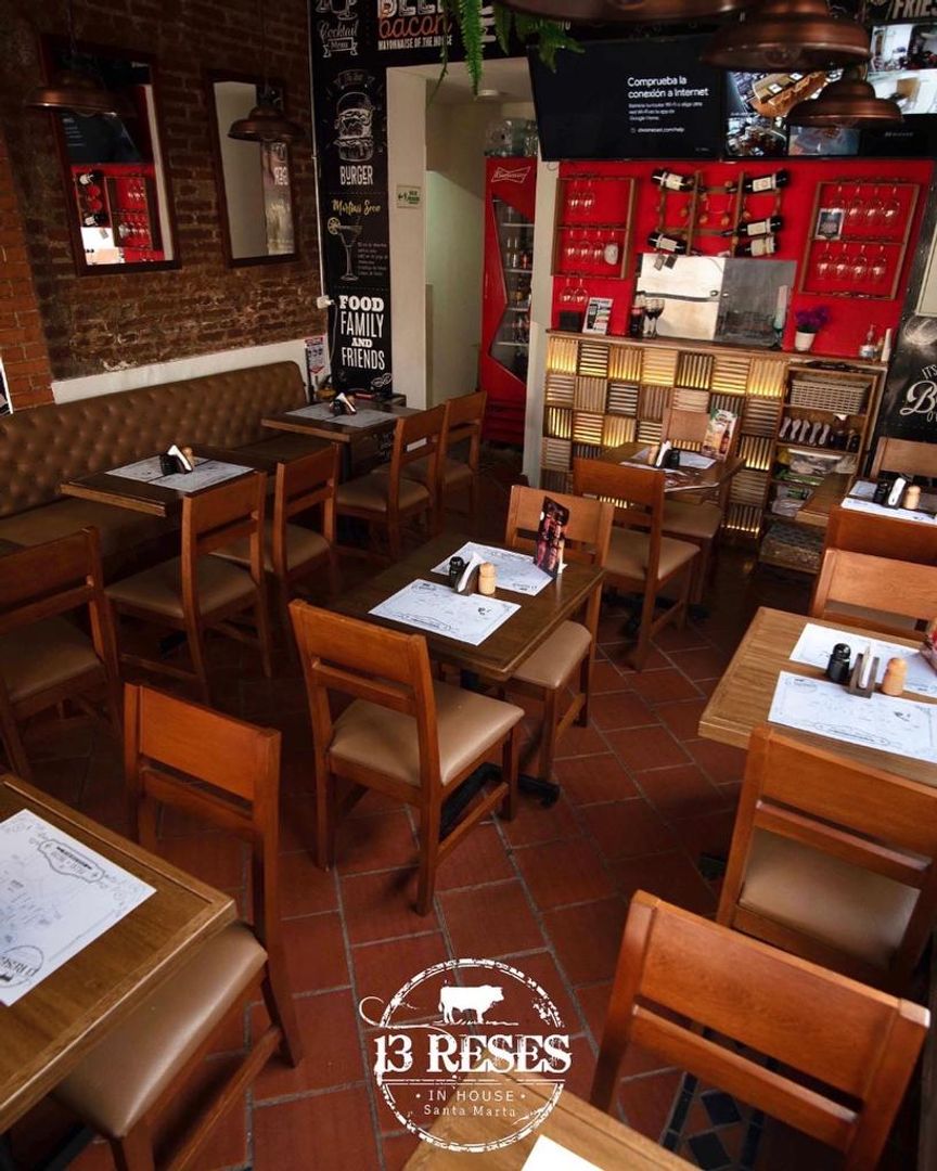 13 Reses Steak House