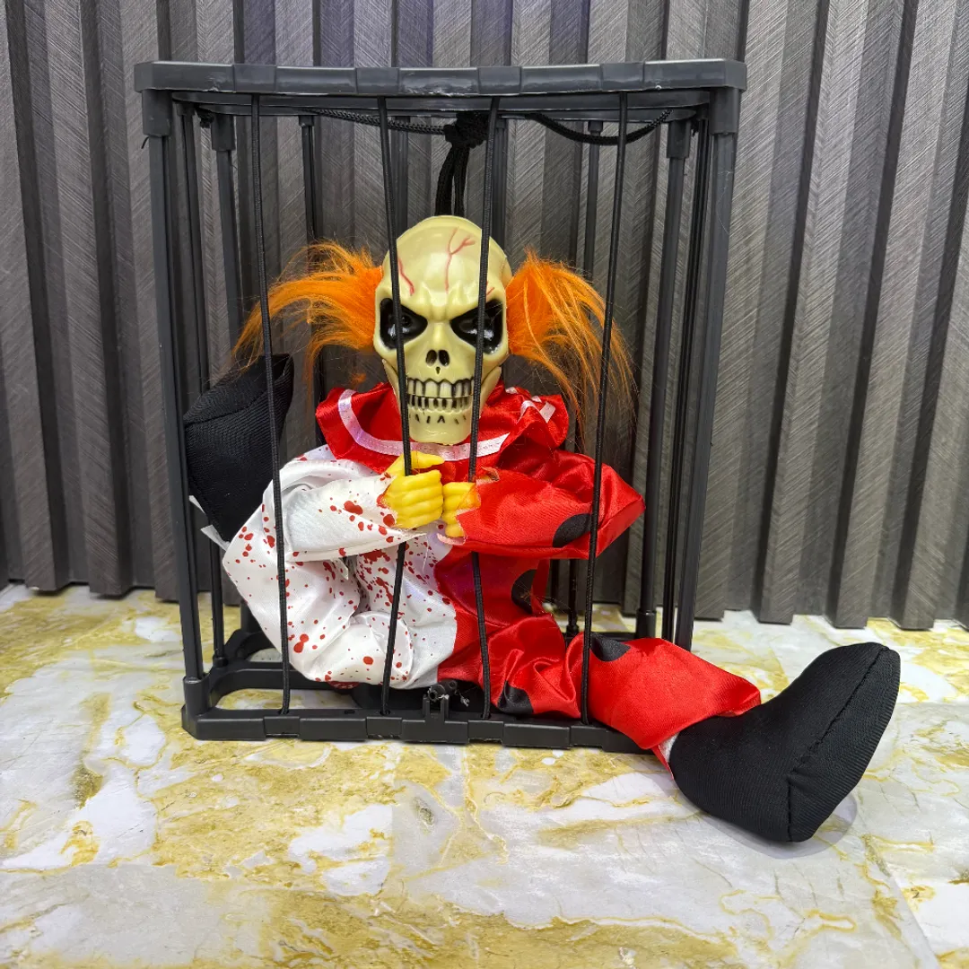 PRESO ENCARCELADO PAYASO