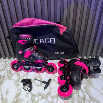 Imagen del producto PATIN CHICAGO  NEGRO CON FUSCSIA SEMI-PROFESIONAL BOTA ORTOPÉDICA ANTICHOQUE 