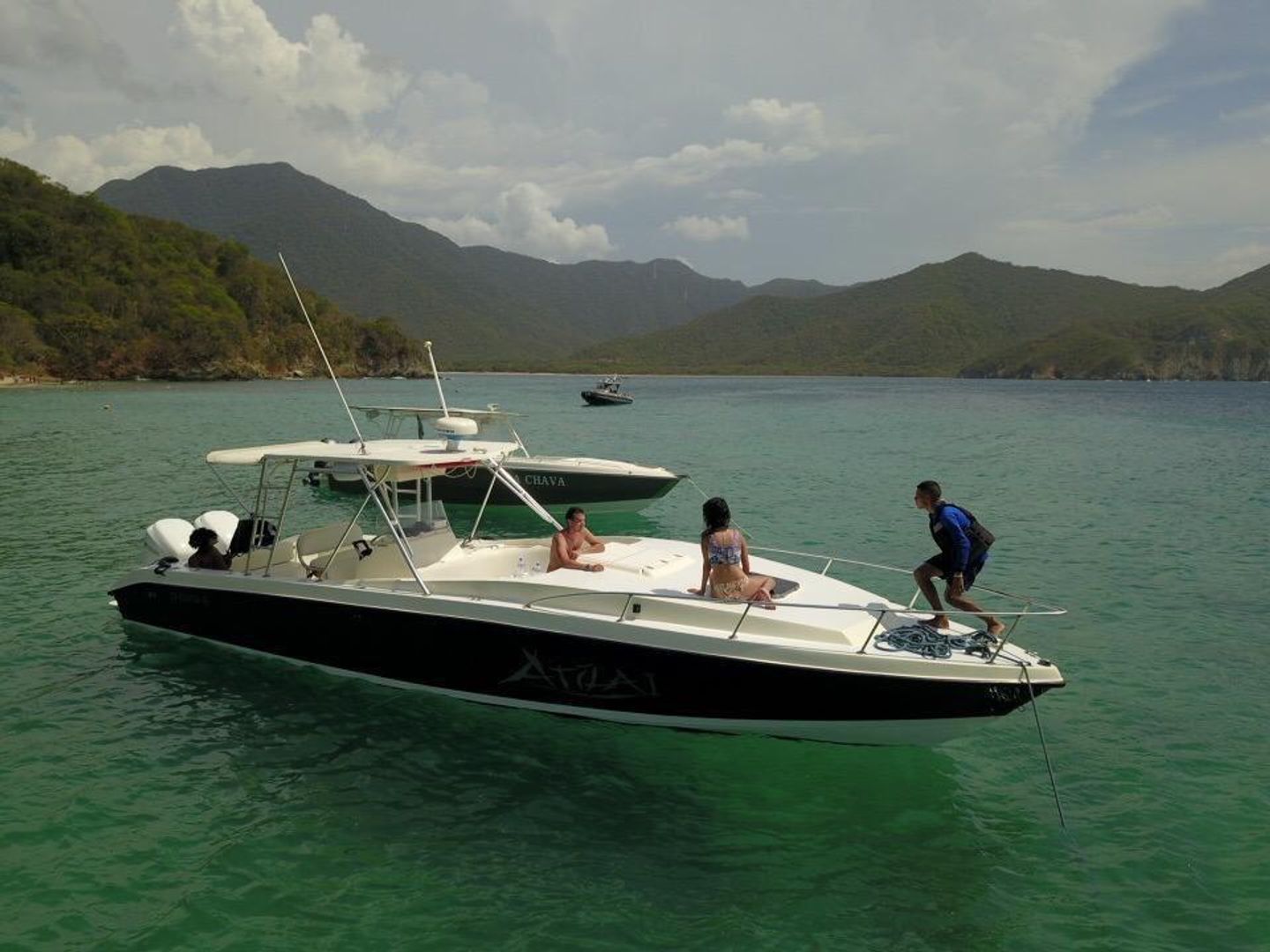 Lancha deportiva Atila