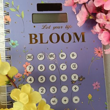 Agenda grande con calculadora  - imagen 1