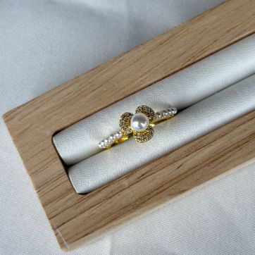 Imagen del producto Anillo flor perla 