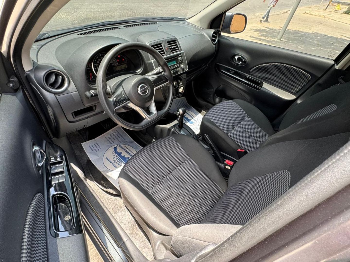 NISSAN MARCH 1.6L AUT SENSE