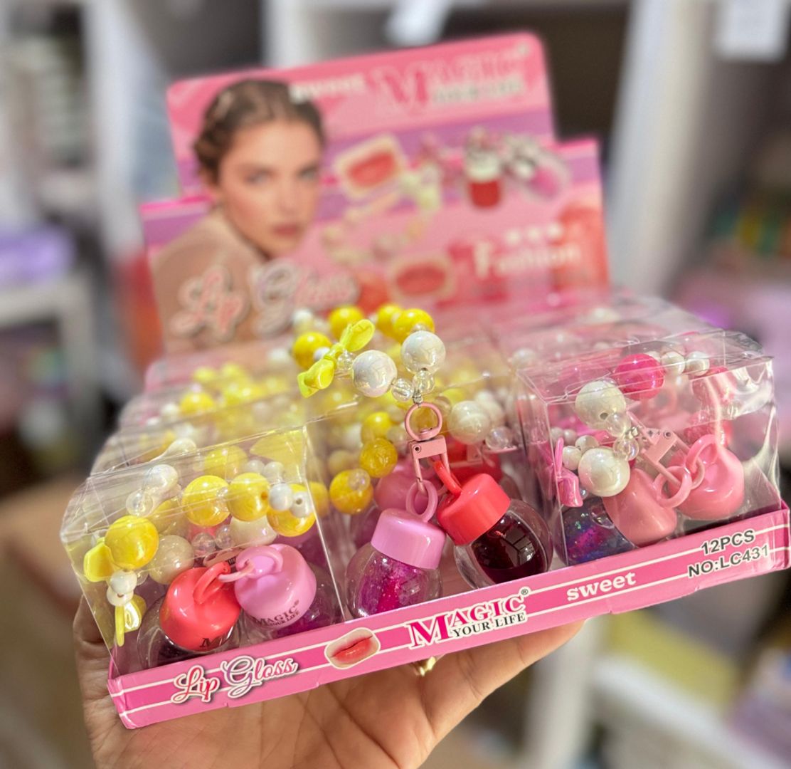 Lip gloss con tinta y llavero 