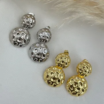 Imagen del producto Arete doble círculo dorado 