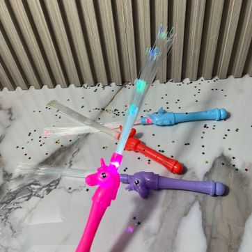 Imagen del producto BARA DE LUZ UNICORNIO SURTIDA