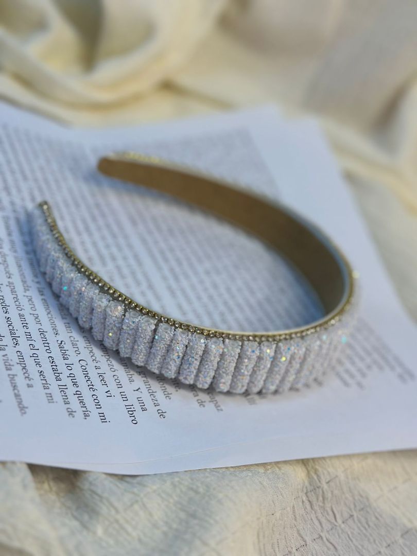 DIADEMA DECORADA