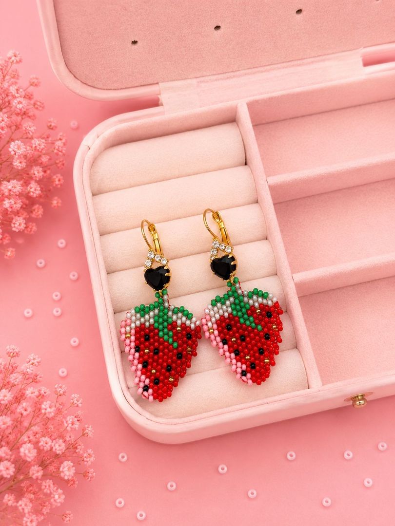Aretes Mostacilla Checa Fresas 