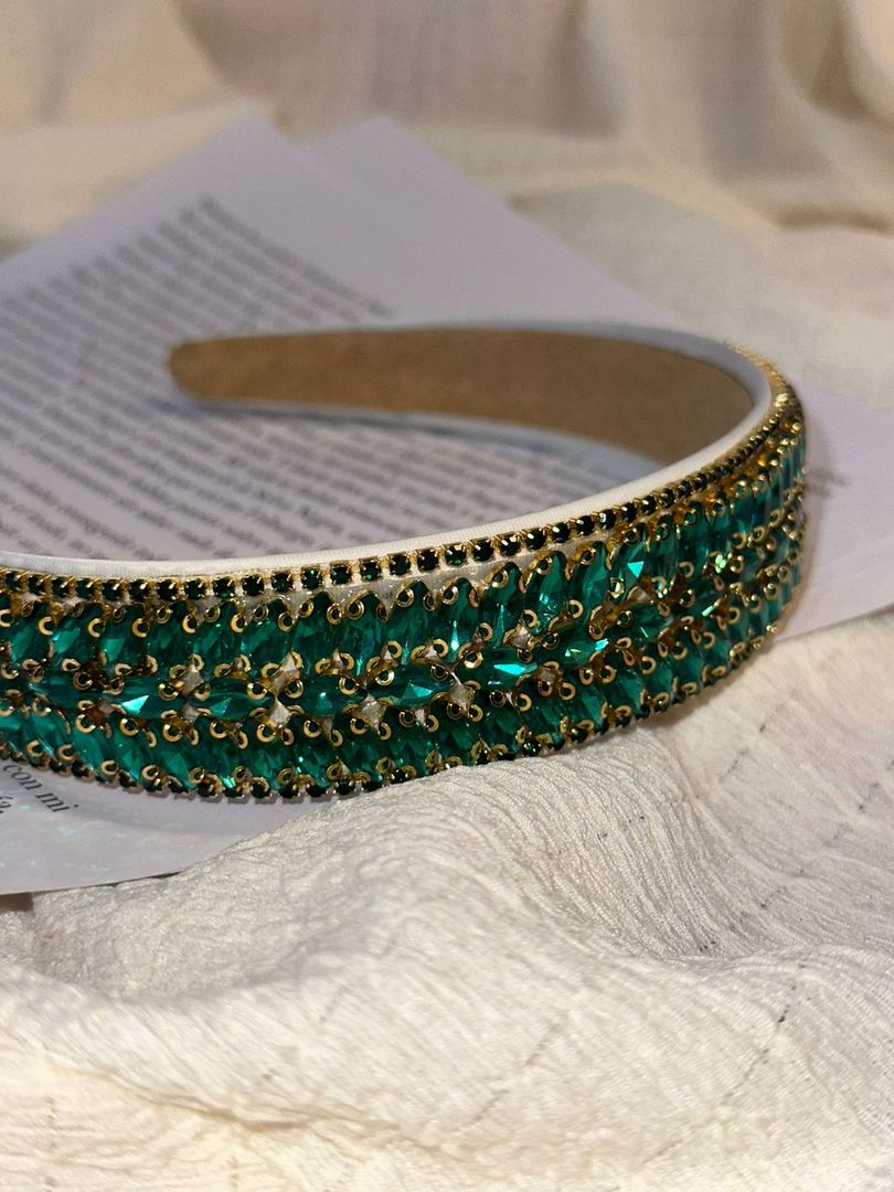 DIADEMA DECORADA