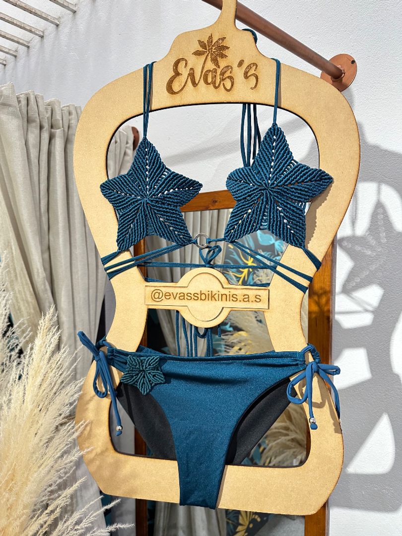 Bikini Selene petróleo 