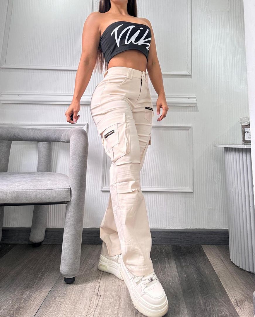 Pantalón cargo