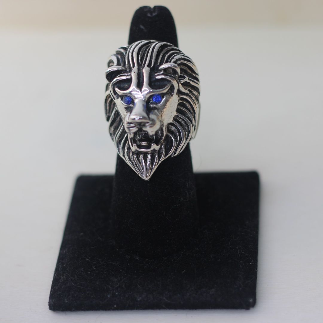 ANILLO LEON